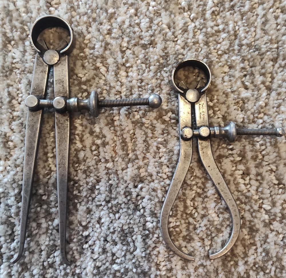🗽 VINTAGE CALIPER SET OF 2