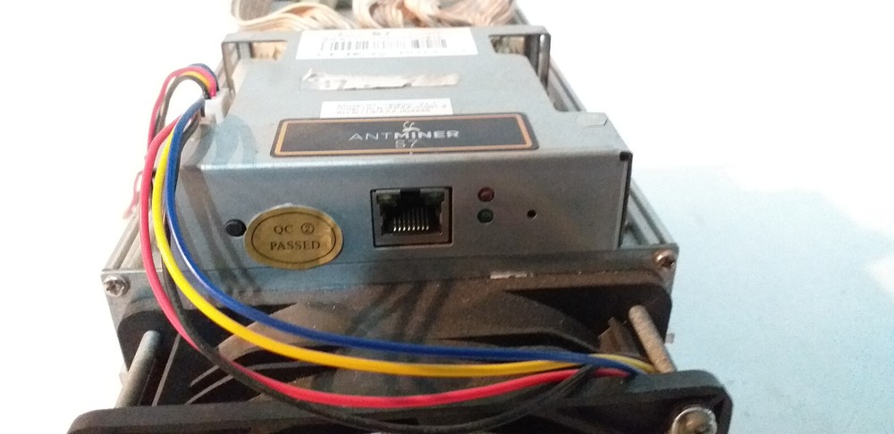 Bitmain Antminer S7 M/N:YD12038H12B
