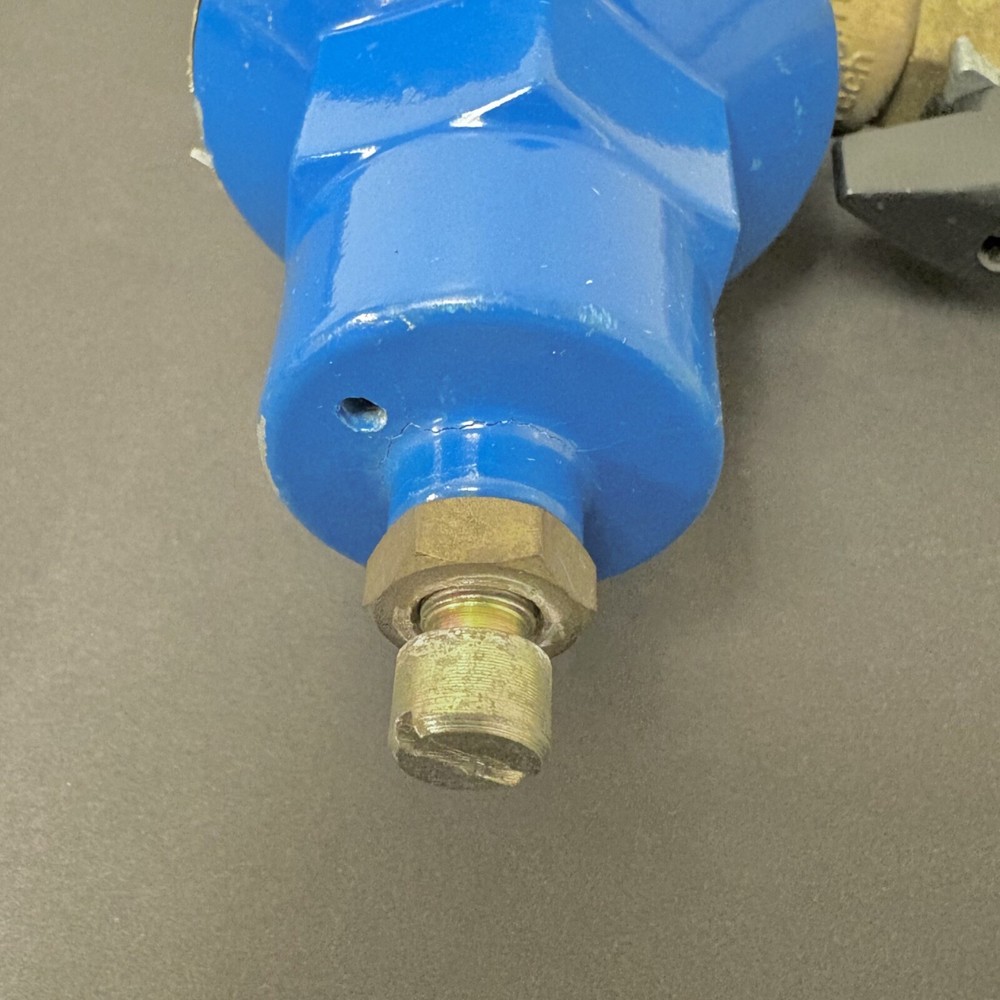 Draught Technologies Compressed Gas Regulator, Model 1000P, 2600 PSIG