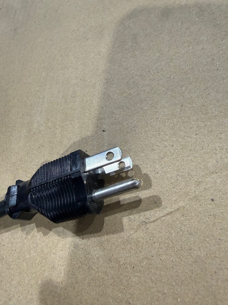 GILBERT 225GT STICKY FOX FLY LIGHT