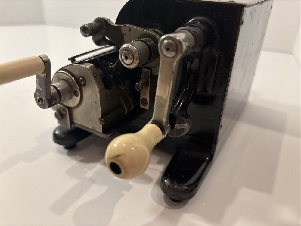 Thales Rastatt Rechenmaschine Eisen Mechanical Typewriter