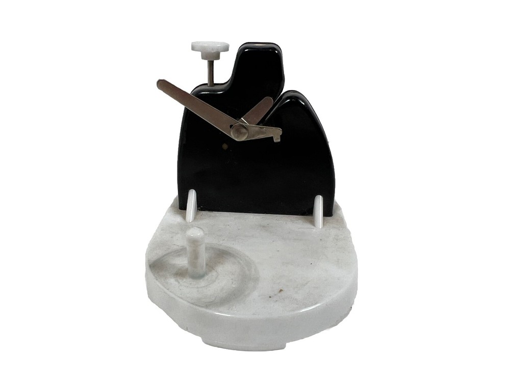 Thread-A-Matic Sewing Tread Threader, Vintage With Instructions