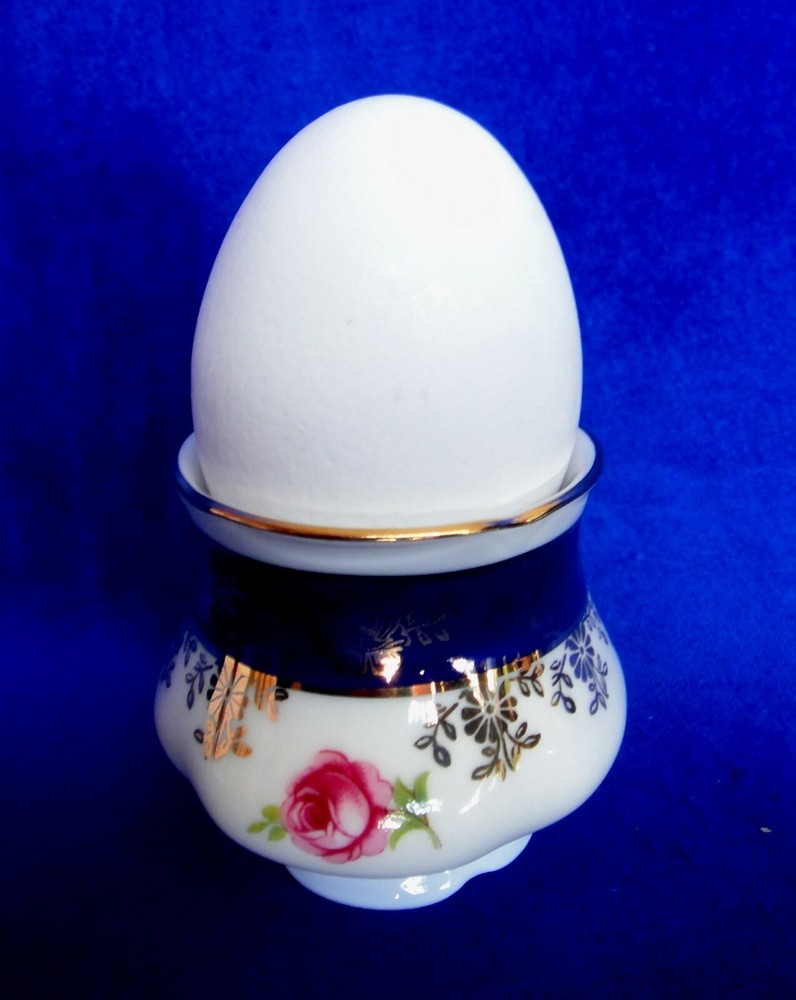 Egg cup Small, Roses, Bone China Porcelain, Leander