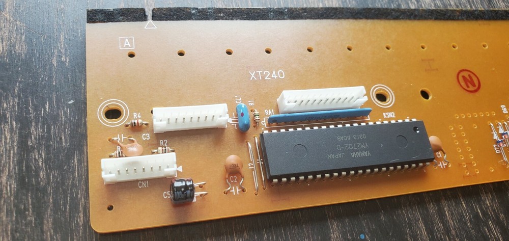 Yamaha Clavinova CVP-202 XT240