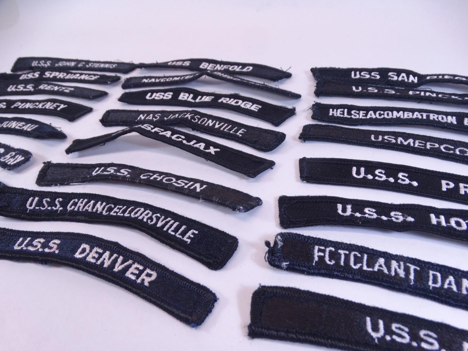 Lot of 24 - US NAVY SHOULDER STRIP TAB Rocker Patches USS Military USA America