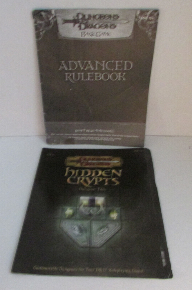 2004 Dungeons & Dragons - Advanced Rule Book for BASIC GAME & Hidden Crypts Map