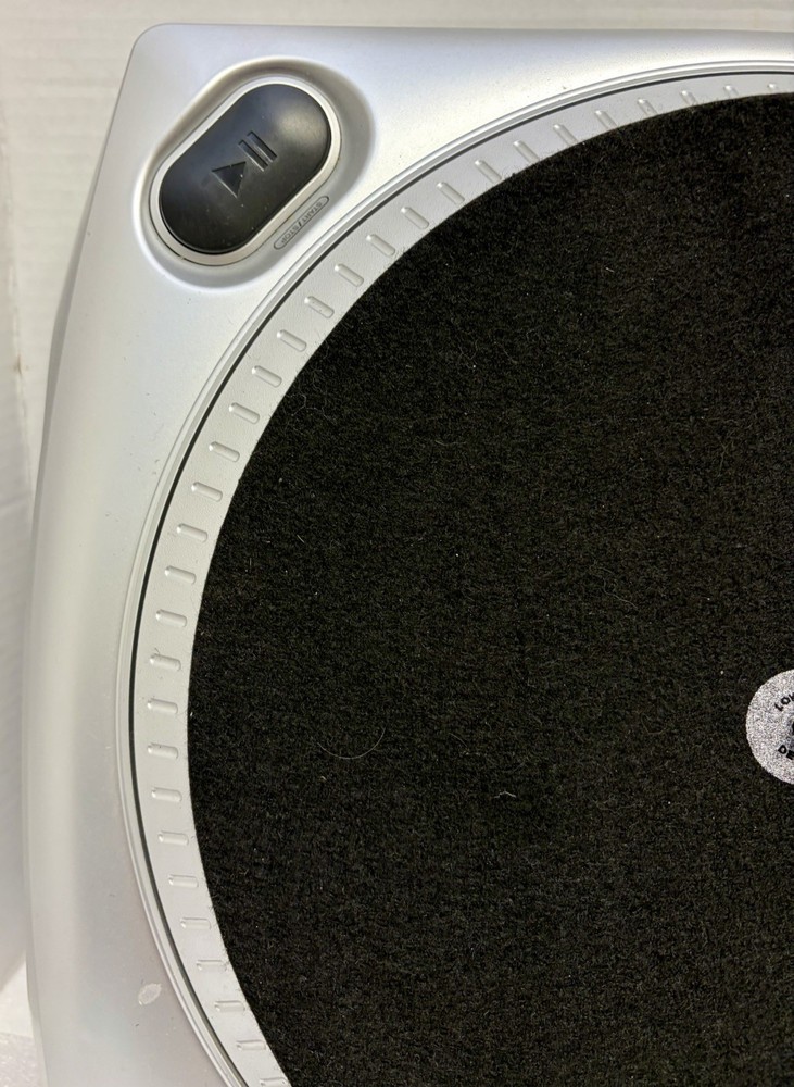 Numark TT USB Turntable Professional Convert Vinyl Record To Digital.