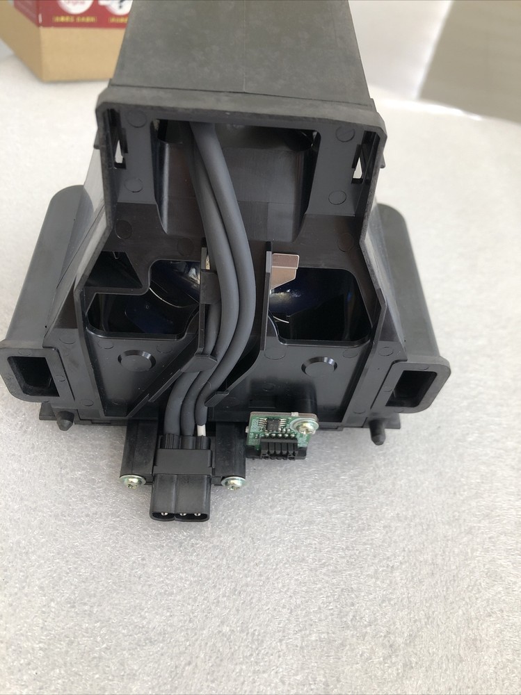 REPLACEMENT LAMP FOR PANASONIC ET-LAD57W