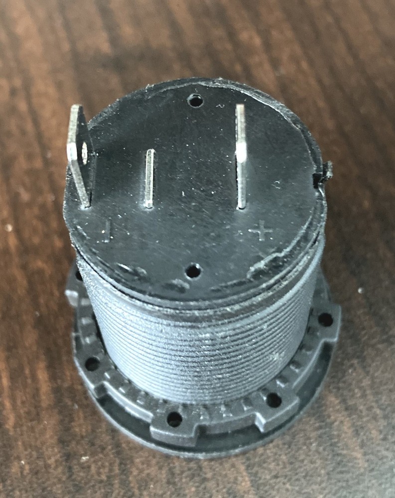 12-24 VOLT PANEL MOUNT AUTO LIGHTER SOCKET - EXCELLENT SELDOM USED CONDITION!