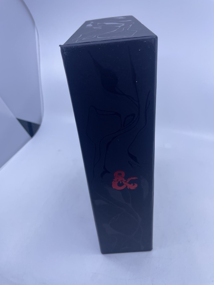 Dungeons and Dragons 5E Core Rulebook Gift Set 2018 PHB DMG MM 1/3b