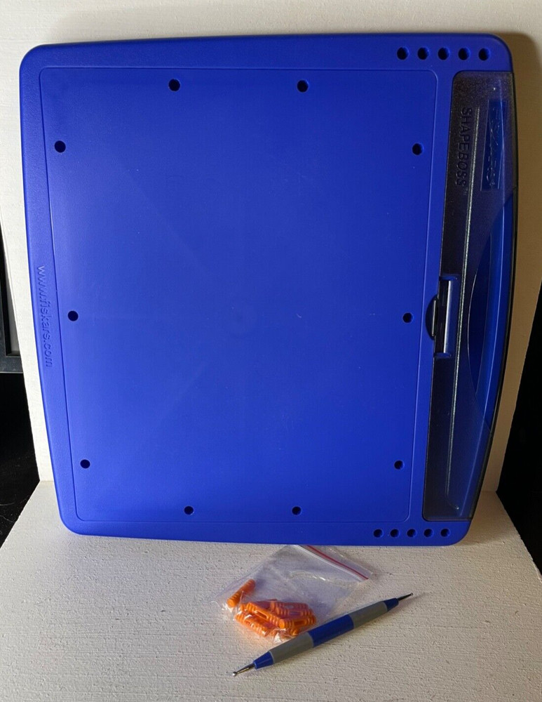 FISKARS Shape Boss The Ultimate Embossing System - #5600 - NIOB