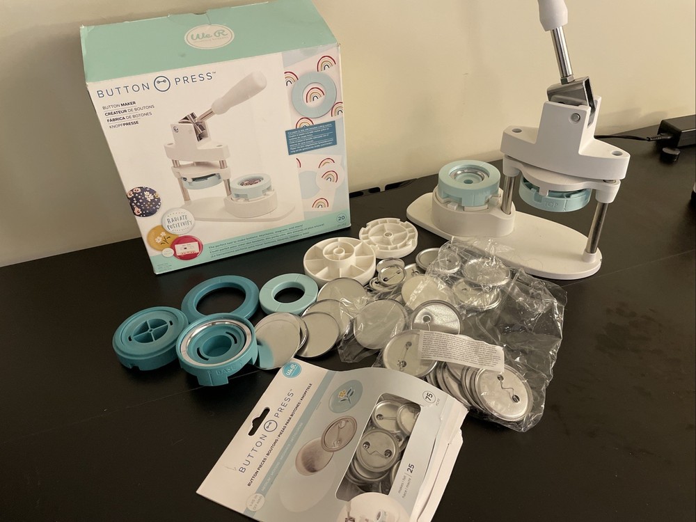 Button Press - We R Memory Keepers Kit IN ORIGINAL BOX