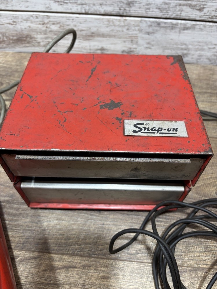 SNAP-ON MT-441 Ignition Advance Meter And Timing Light Kit UNTESTED.