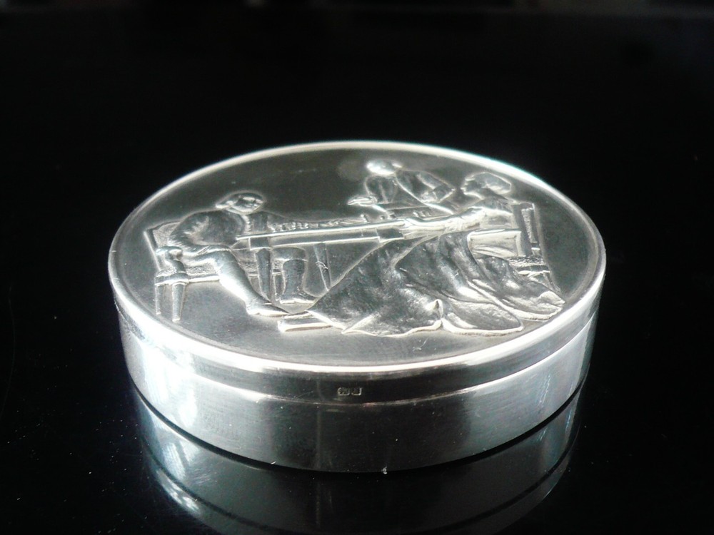 Sterling Silver Snuff Box, Caroline Howe Checkmates Benjamin Franklin 1774