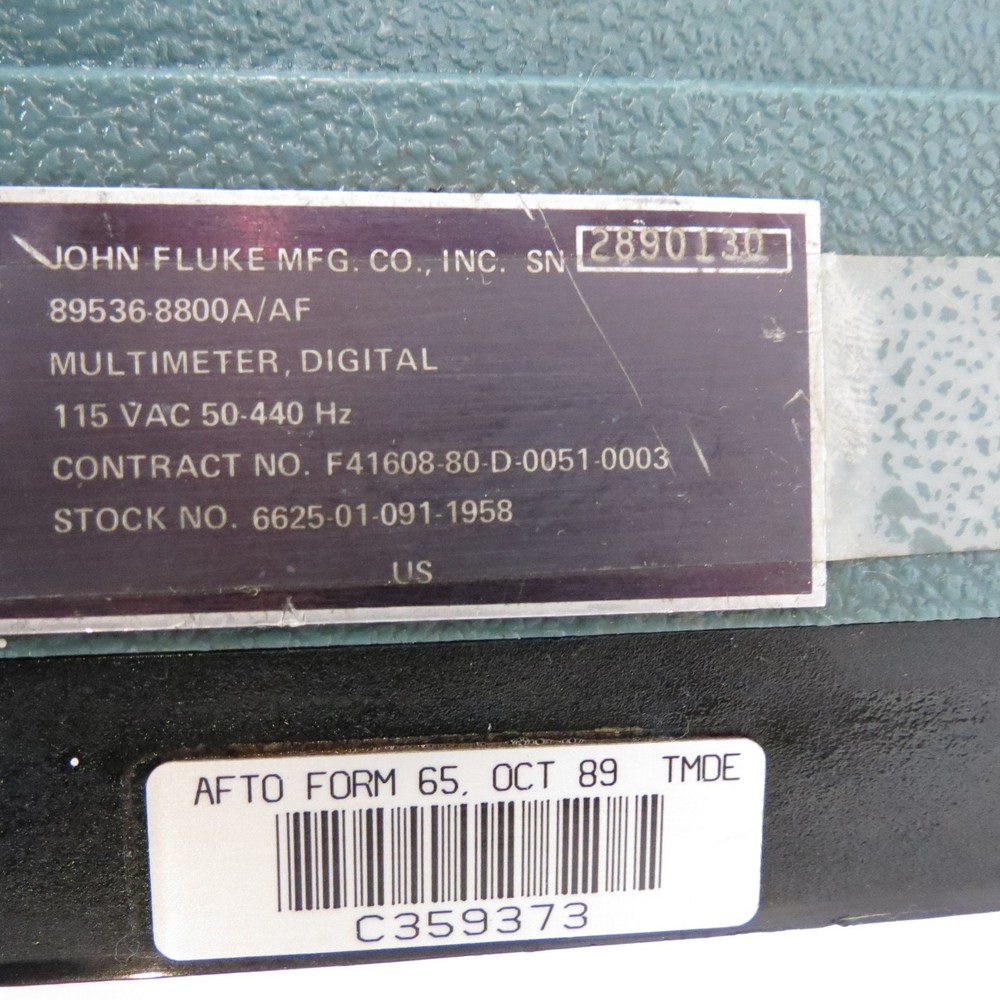 Fluke 8800A Digital Bench Mount Voltmeter 115/230VAC DC AC Voltage