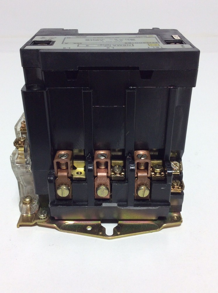 Square D 8536SDO1BS Ser. A, Size 2 Starter 3P 600V
