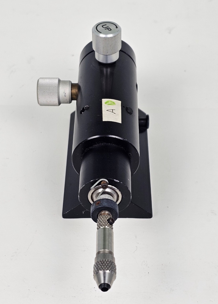 The Micromanipulator Co. manual probe positioner model 450