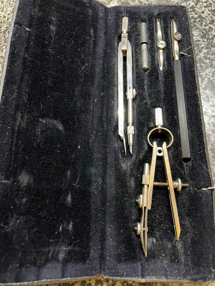 Vintage Pythag Engineering Compass Set Case Surveying Drafting