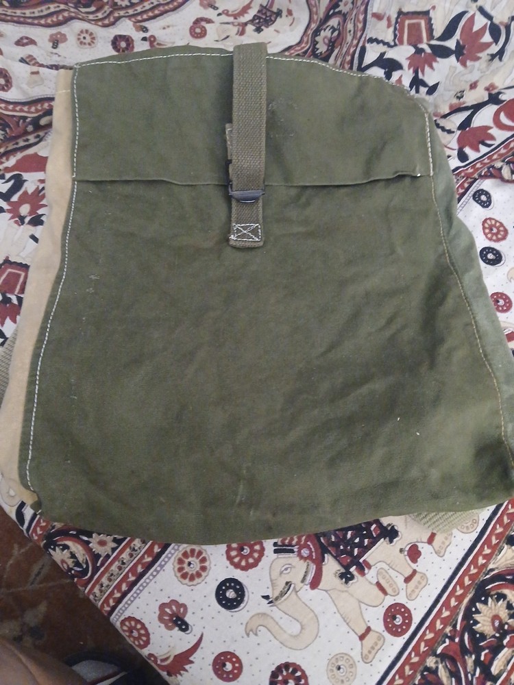 Vintage U.S. Military Like Backpack. Preowned.