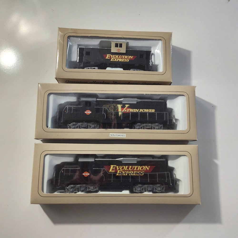 Harley Davidson 1997 Evolution Express HO Train Limited Edition 3 piece set