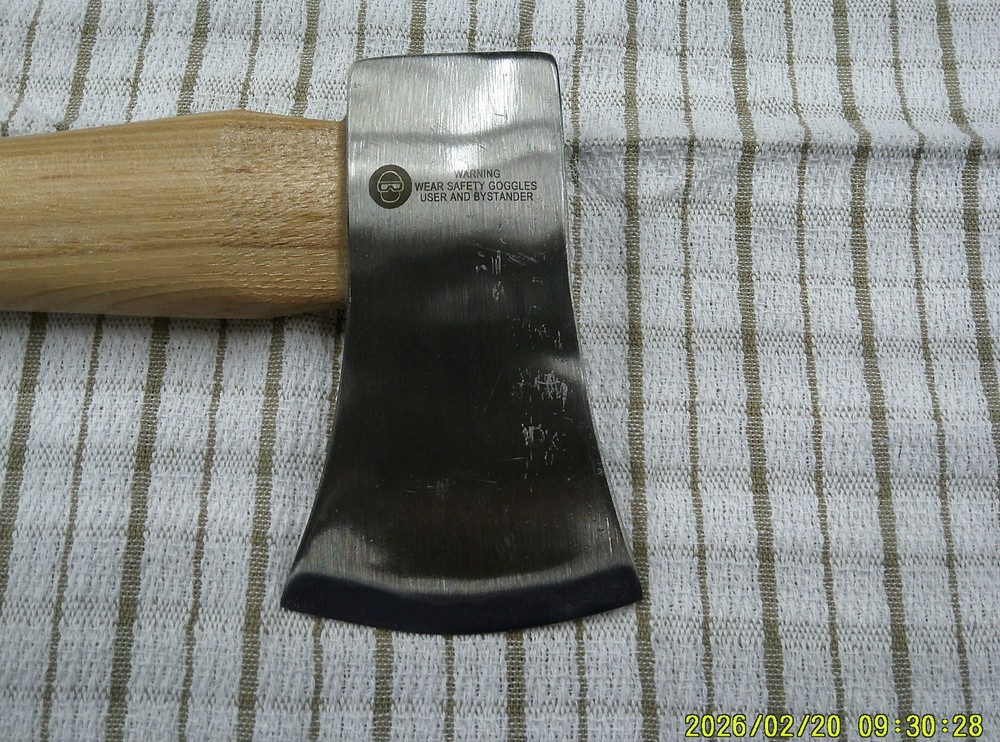 Ozark Trail 1-1/4lb Hatchet / Axe (165502CB)