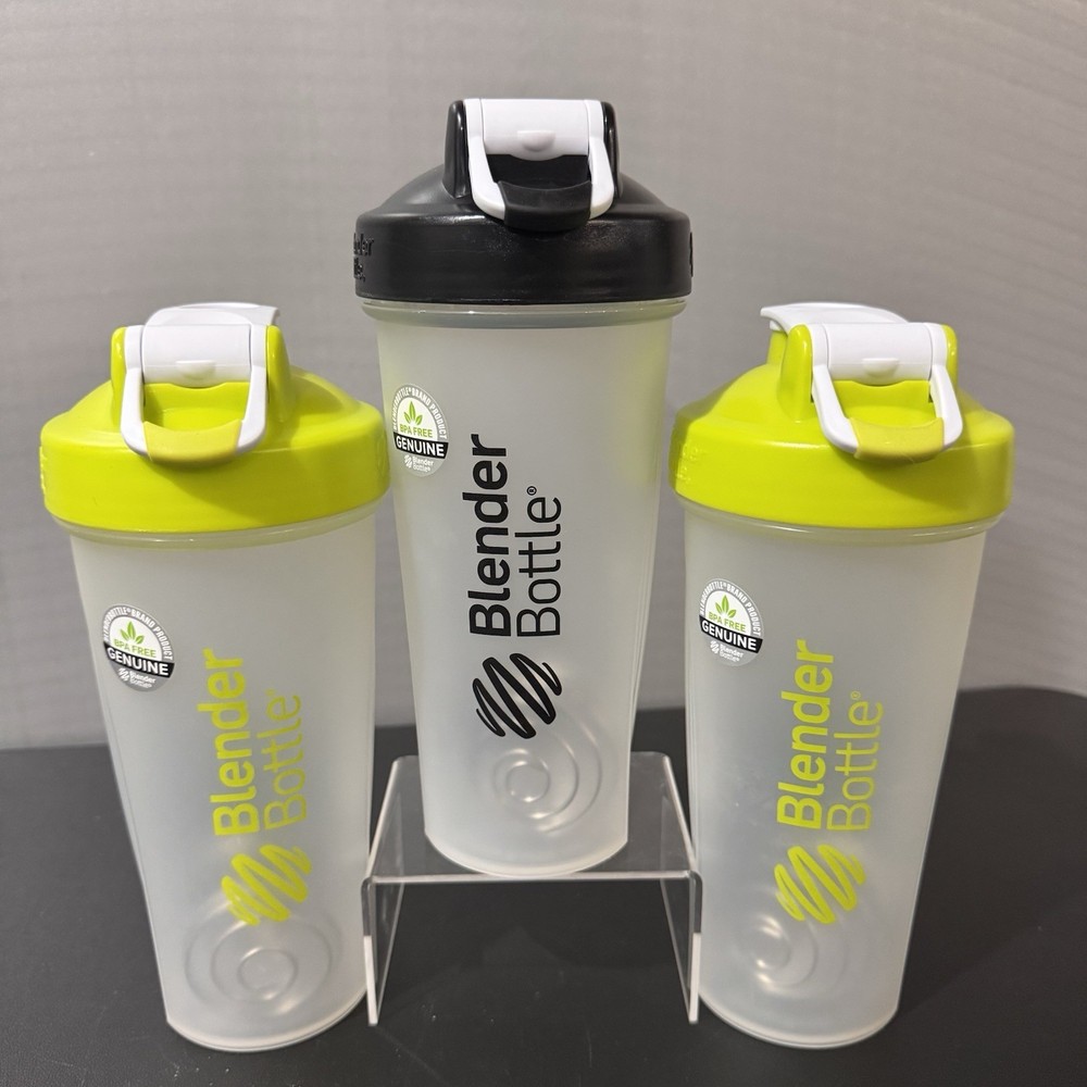 3 28oz Plastic Blender Bottles with Lids