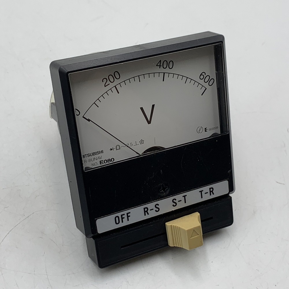 Mitsubishi YR-8UNAV Voltmeter Used