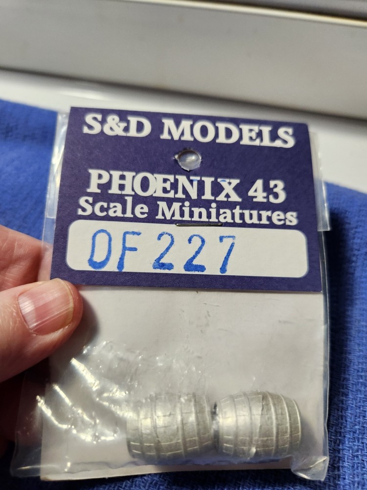 S&D Models Phoenix 43-OF 227-	Two large casks