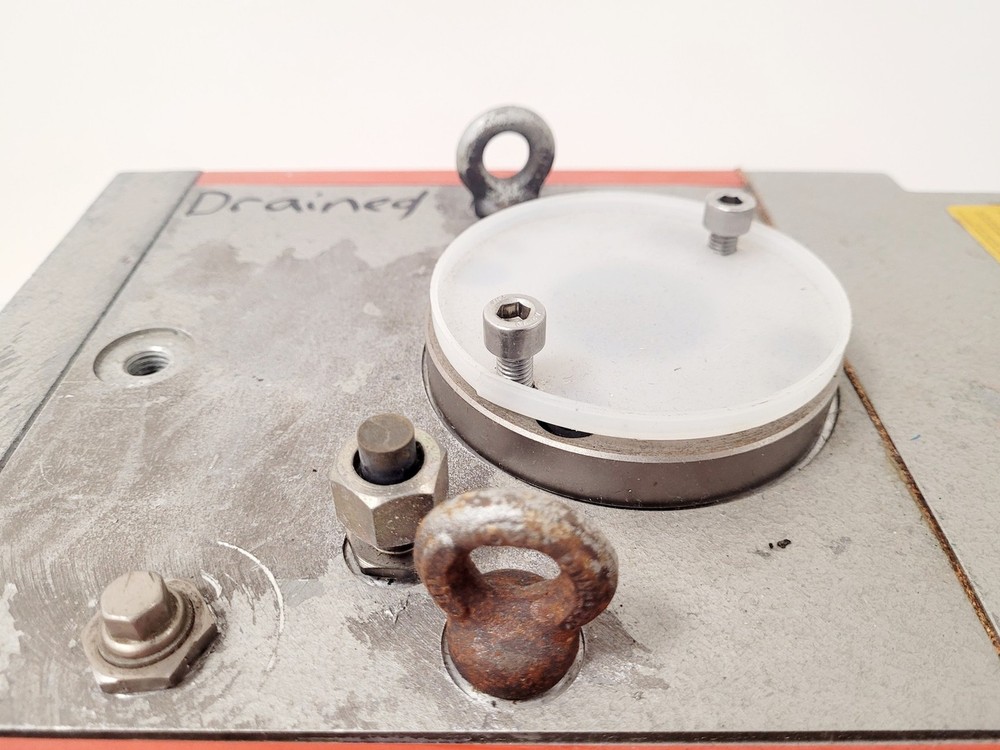 Edwards E2M40 Vacuum Pump