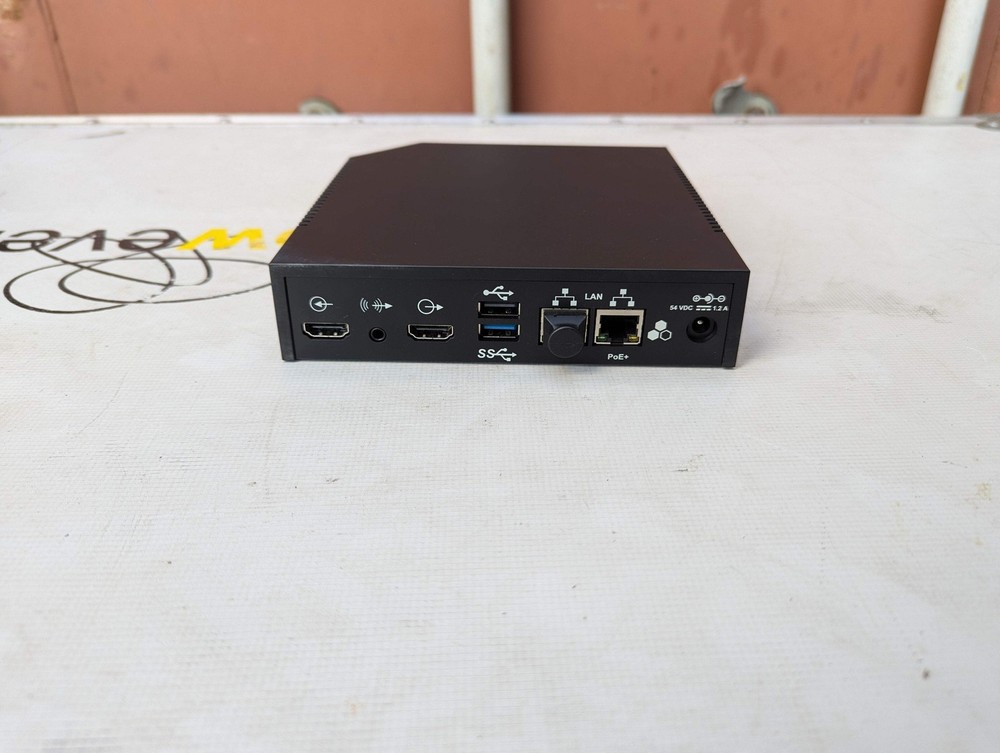 Polycom Pano Wireless Presentation Device 2201-29400-001