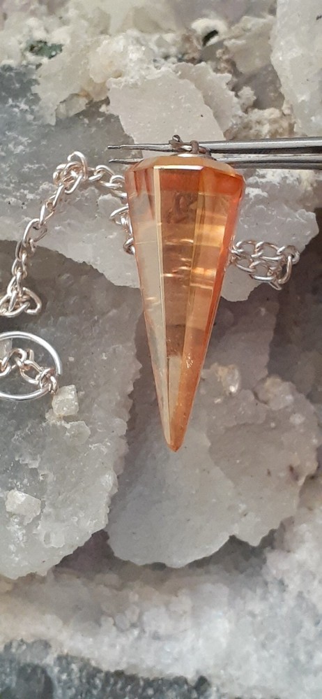Tangerine Aura Pendulum