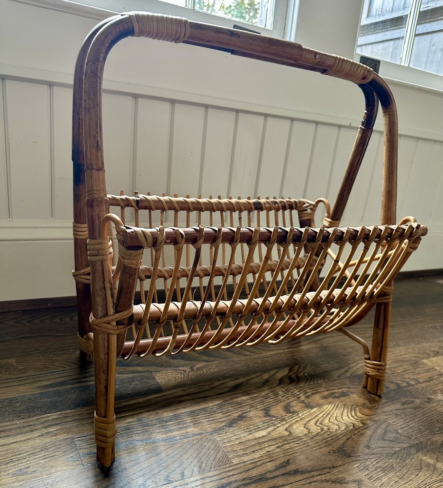 Bamboo & Rattan Magazine Stand Newspaper Rack with Handle