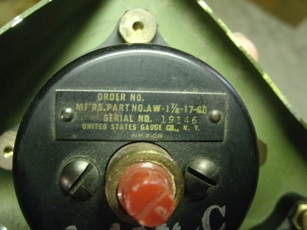 US AIRCRAFT PANEL FREE AIR TEMP- HYDRAULIC PRESSURE