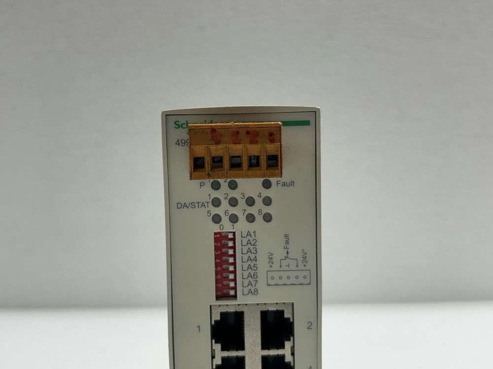 Schneider Electric 499NES18100 Ethernet Cabling System