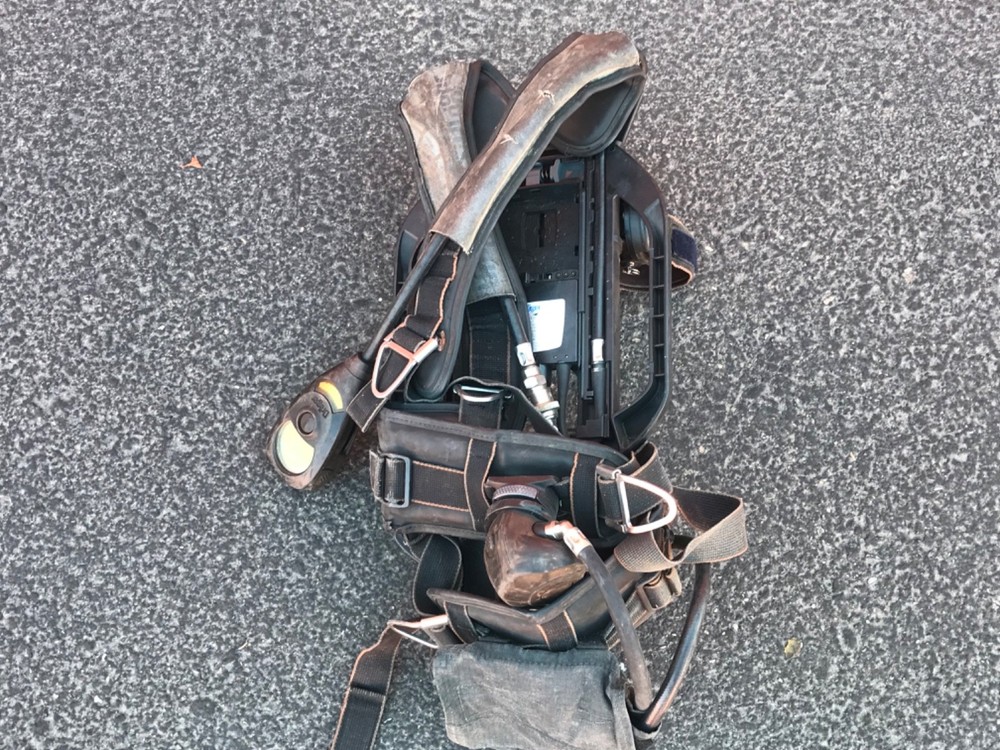 Drager Draeger PSS7000 sentinel SCBA pack Frame with Regulator #1