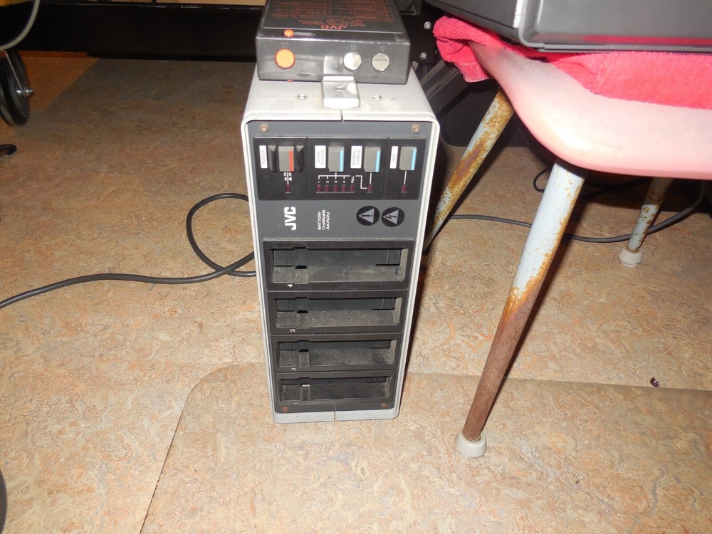JVC CR-4900U