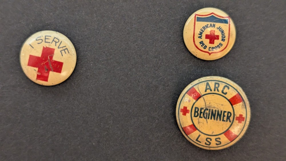 7 Antique Red Cross I Serve I Gave Junior ARC Beginer Pinback Button Set
