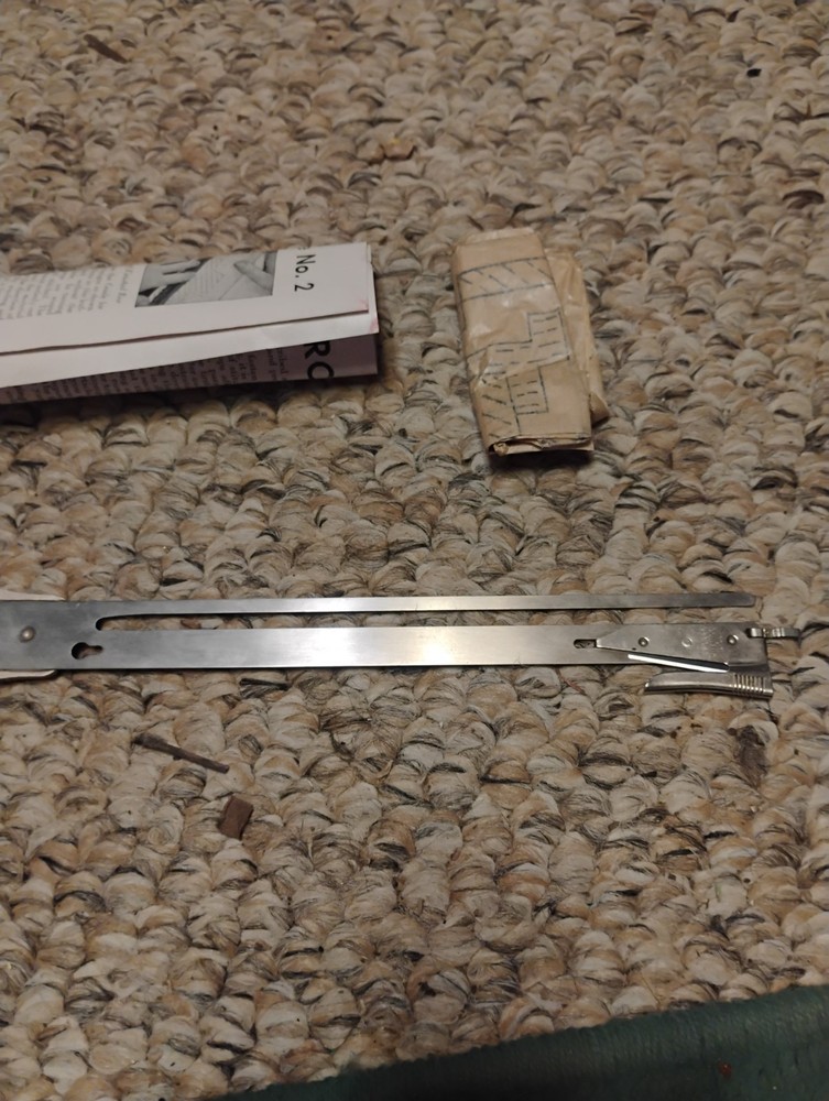 Vintage Singercraft Guide 120987 Singer Tool with pattern and guide