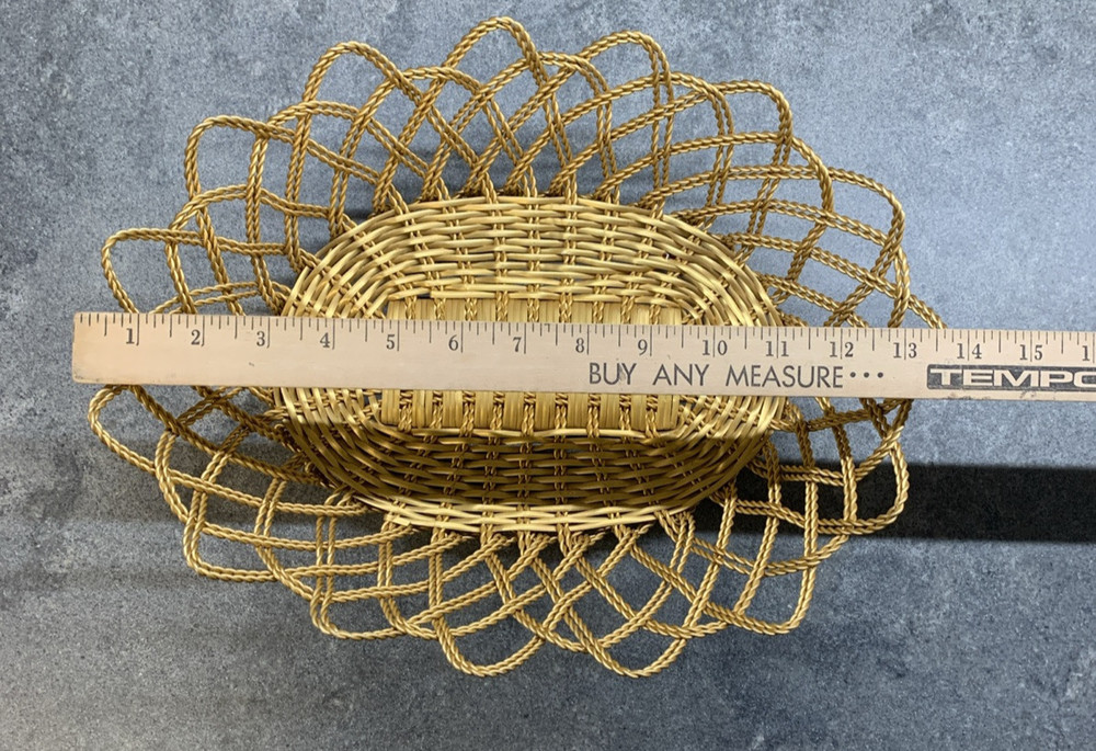 COTTAGE CORE Handwoven Open Weave OVAL Basket