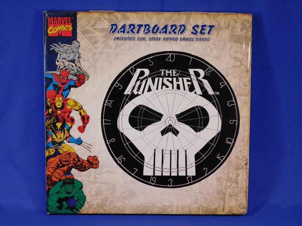 MARVEL COMICS PUNISHER DARTBOARD SET NEW IN BOX