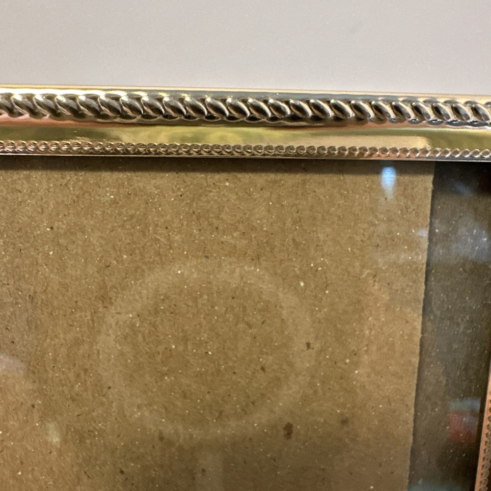 Gold Toned 3.5”x5” Embossed Sides & Beaded/ Ribbon Edge Frames EUC BSS