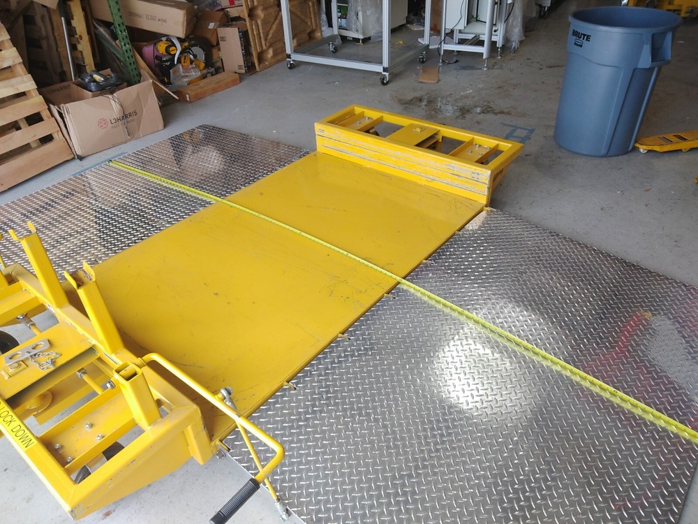 Nutting Link Steer Caster Trailer with Ramps