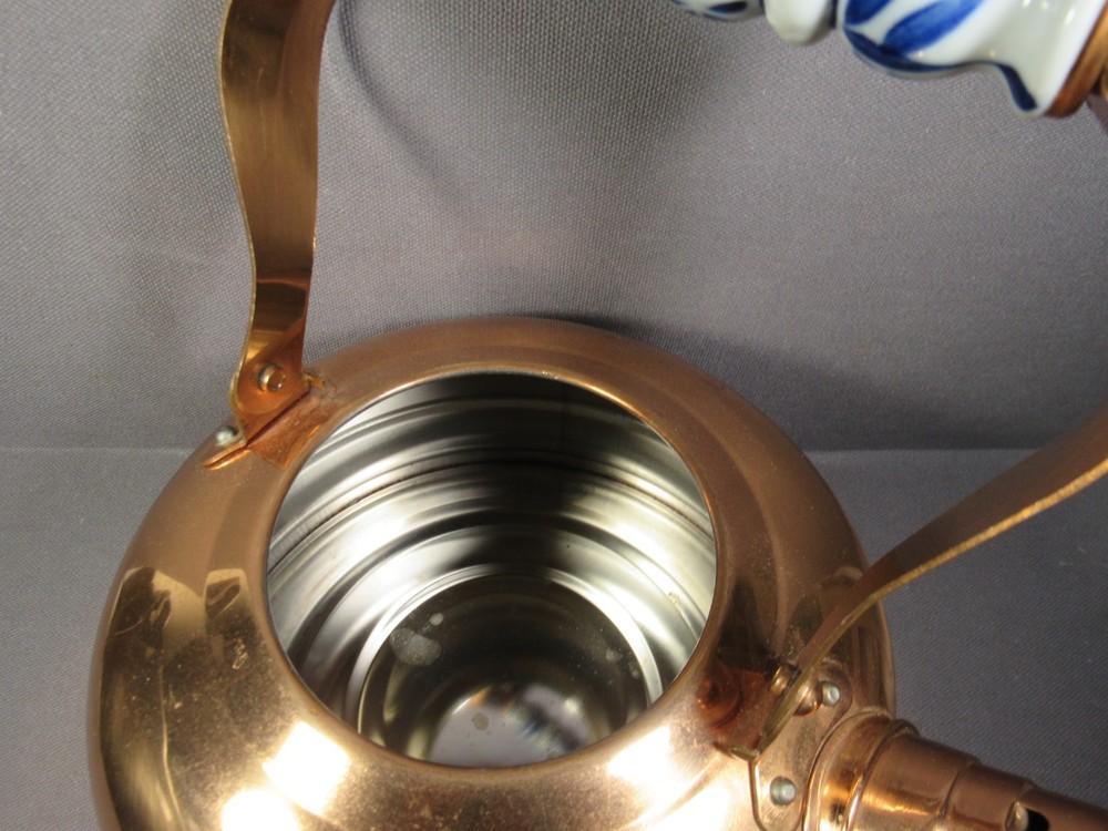 Copper Kettle Shiny Bright & Clean Blue-White Handle & Knobs Korean 8" x 8.5"