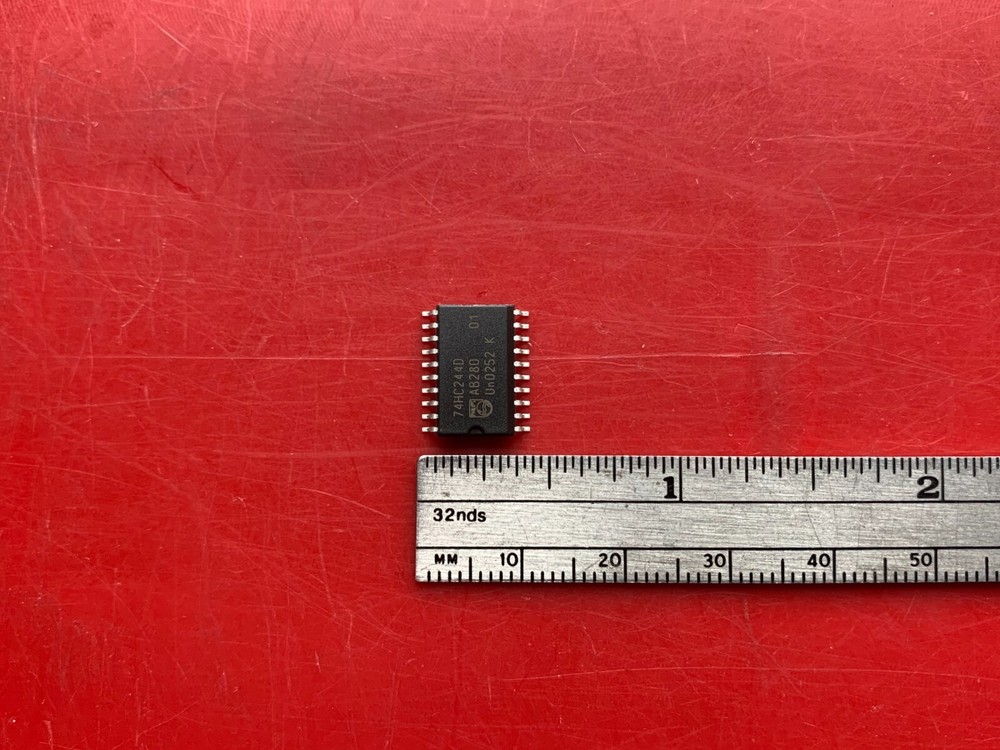 10x 74HC244DW PHILIPS IC BUFFER NON-INVERT 6V 20 PIN SOIC