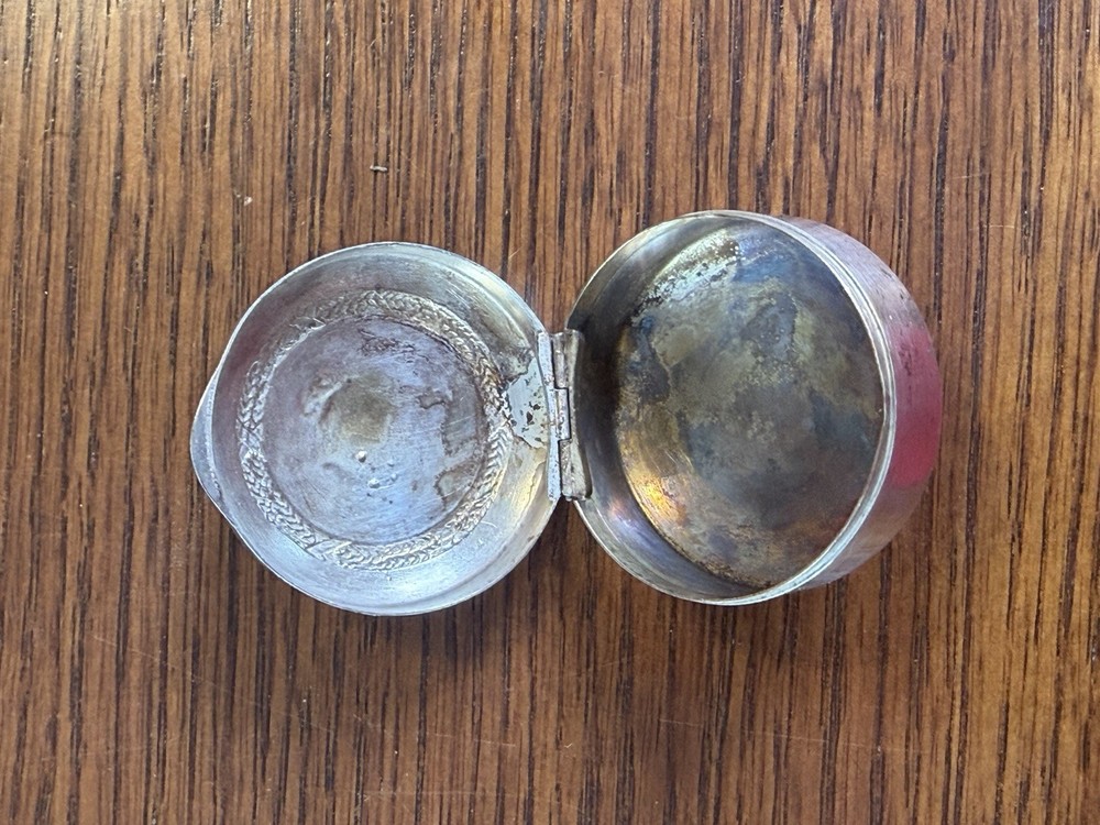 Antique 800 Silver Snuff Box - Well Marked