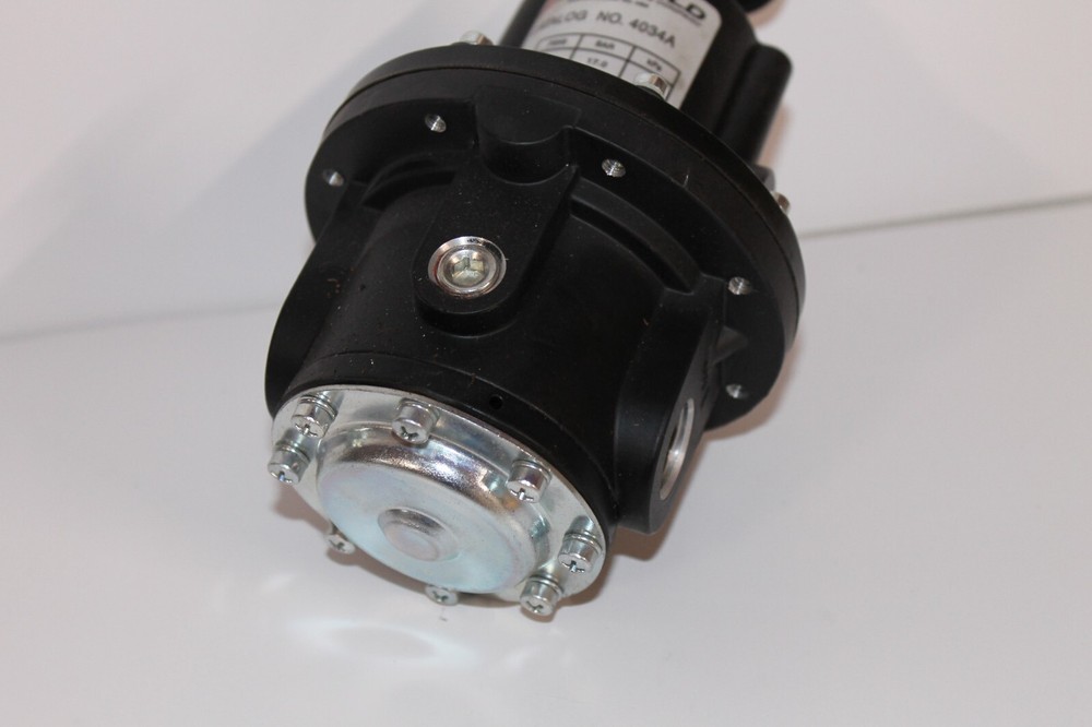 NEW FAIRCHILD 4034A PRECISION REGULATOR