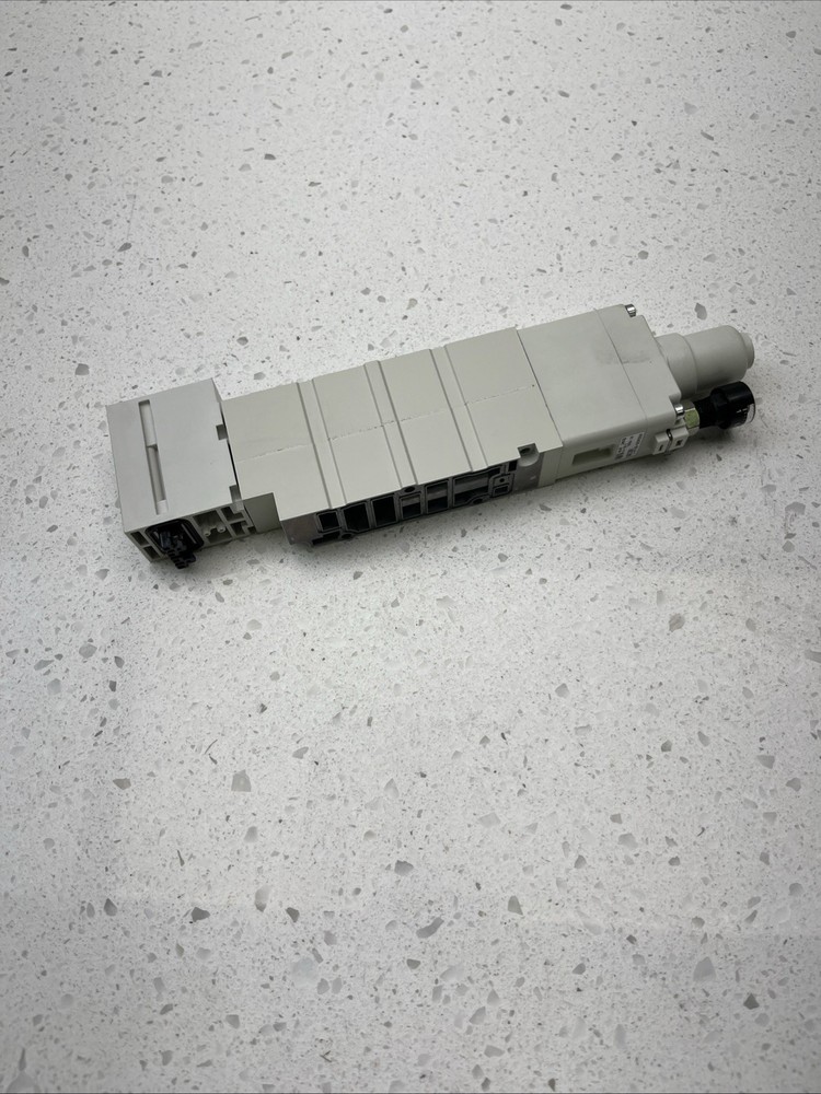 ARBQ4000-00-A-1 SMC Interface Regulator