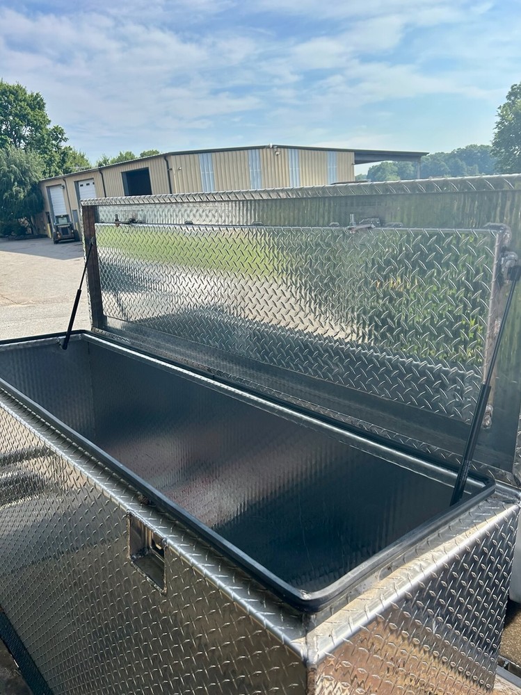 Aluminum Diamond Plate Box