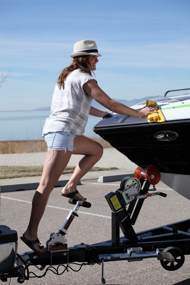 Megaware FlexStep Pro - Adjustable Boat Trailer Step, Aluminum Stair