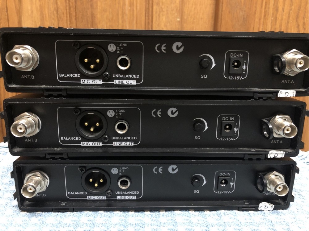 PASO WIRELESS PRO UHF MICROPHONE SYSTEM RDU 216 Mic audio lot Sys